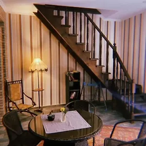 Апартаменты Cozy And Quite Away Near Dry Bridge, Тбилиси